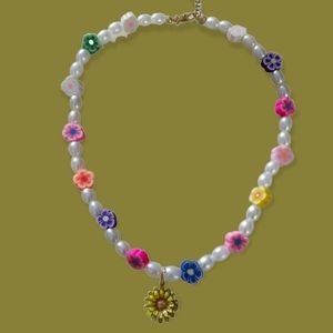 Y2K Faux Pearl and Colorful Flower Bead 18k Gold-filled Daisy Charm Necklace NWT